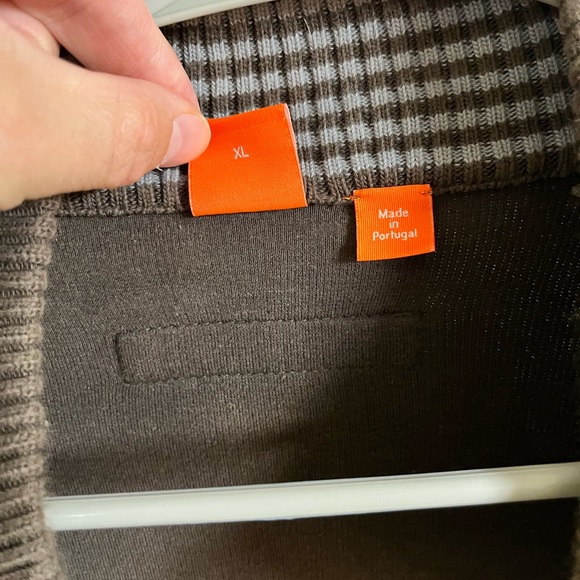 Hugo Boss zip-up sweatshirt - Picture 4 of 4